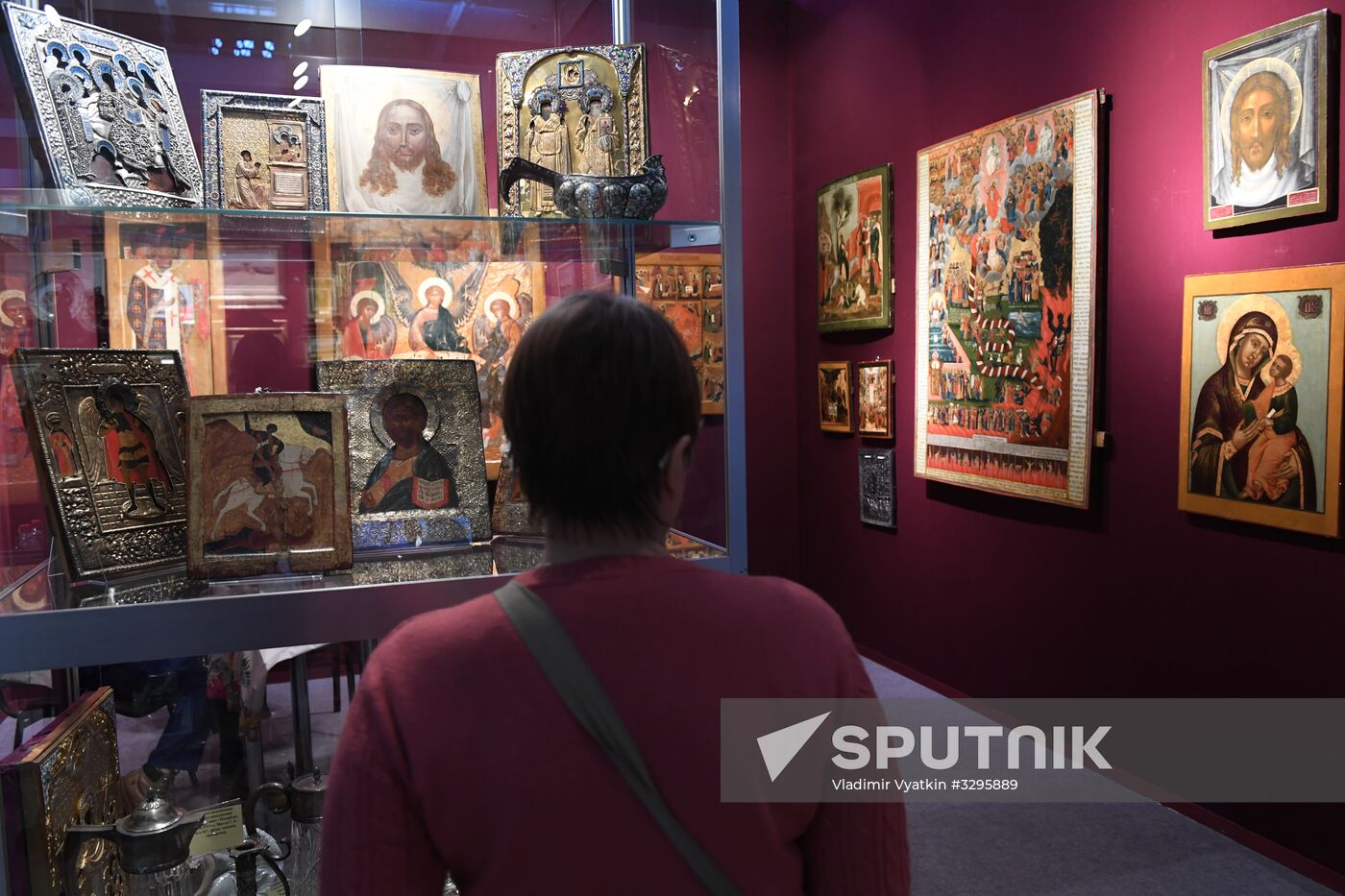 Russian Art & Antique Fair in Moscow