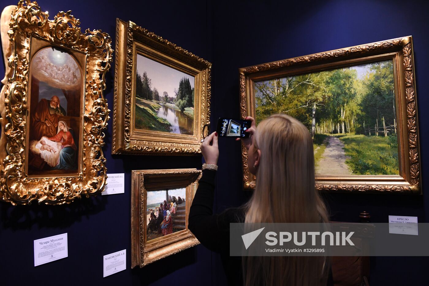 Russian Art & Antique Fair in Moscow