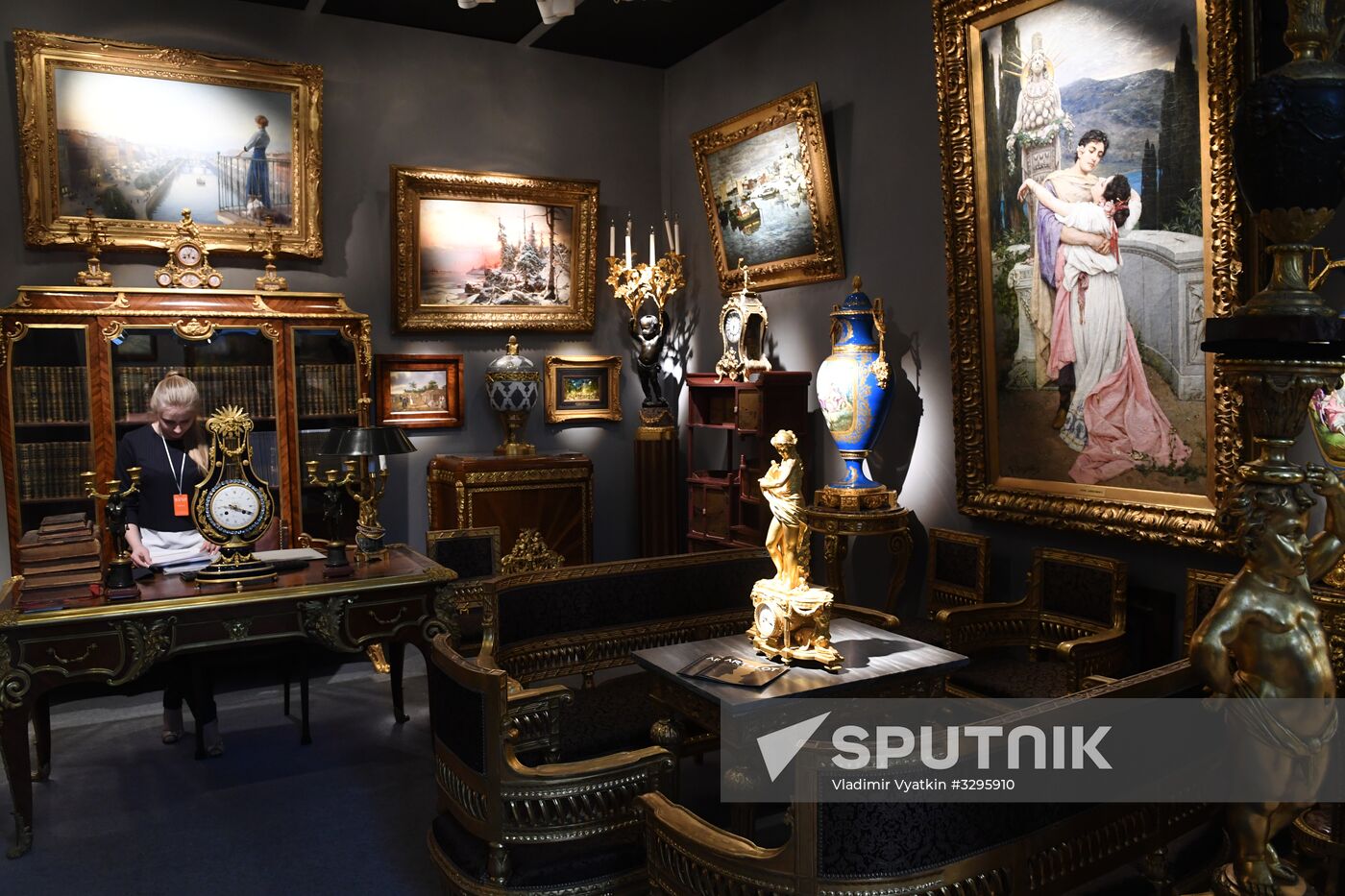 Russian Art & Antique Fair in Moscow
