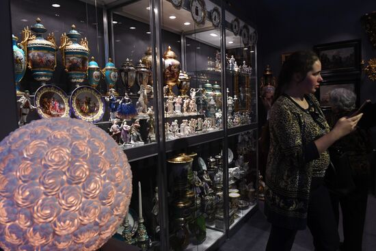 Moscow hosts Russian Art & Antique Fair exhibition
