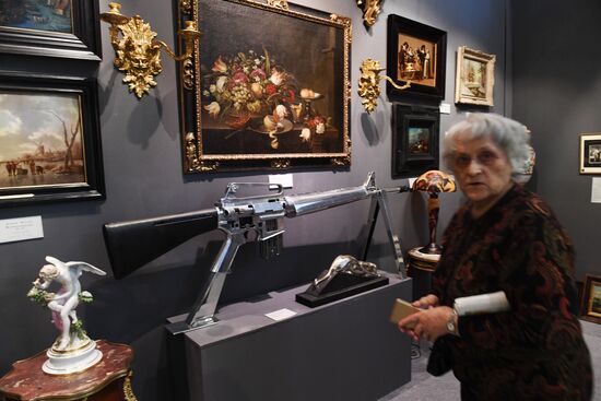 Moscow hosts Russian Art & Antique Fair exhibition