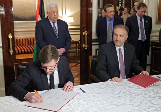 Rossiya Segodnya and Palestinian WAFA sign cooperation agreement