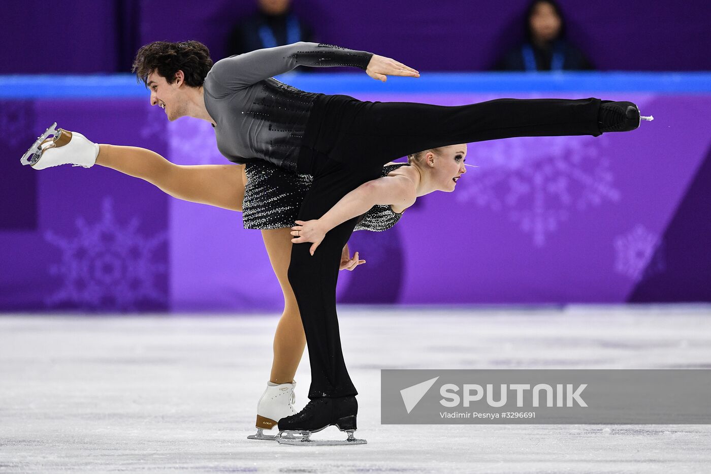 2018 Winter Olympics. Figure skating. Pairs. Short program