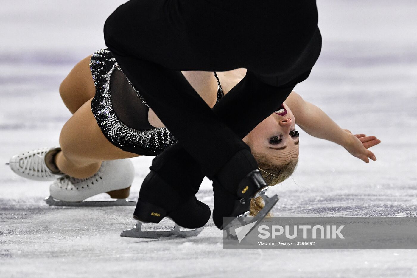 2018 Winter Olympics. Figure skating. Pairs. Short program