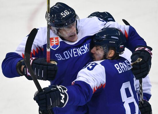 2018 Winter Olympics. Ice hockey. Men. Slovakia vs. Russia