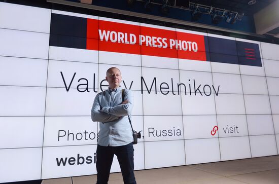 Rossiya Segodnya Staff Press Photographer Valery Melnikov receives World Press Photo award
