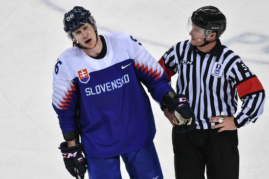 2018 Winter Olympics. Ice hockey. Men. Slovakia vs. Russia