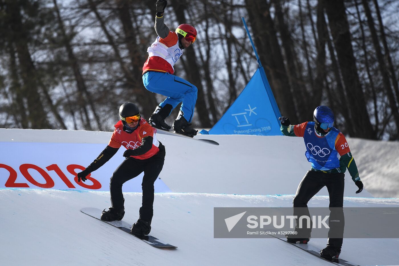 2018 Winter Olympics. Snowboarding. Men. Snowboard Cross