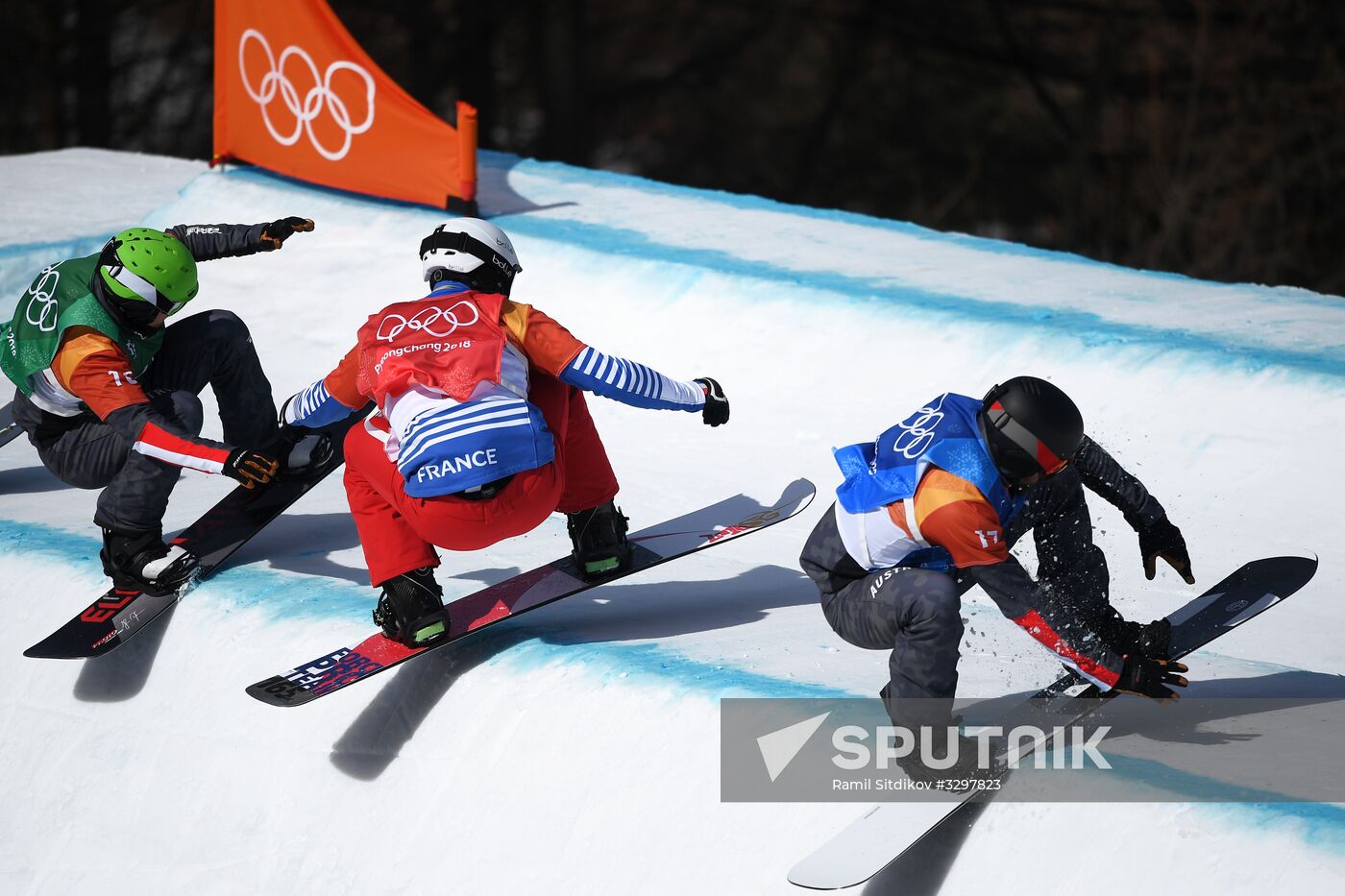 2018 Winter Olympics. Snowboarding. Men. Snowboard cross