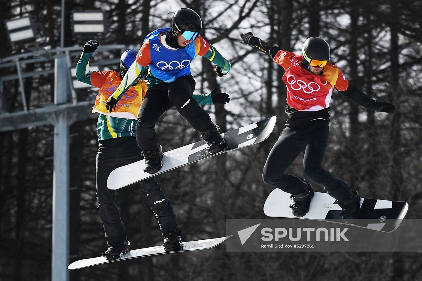 2018 Winter Olympics. Snowboarding. Men. Snowboard cross