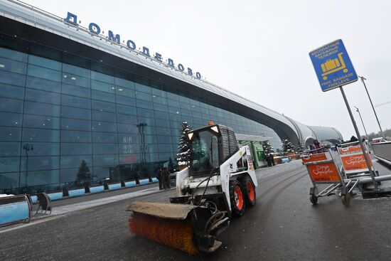 Domodedovo International Airport airfield