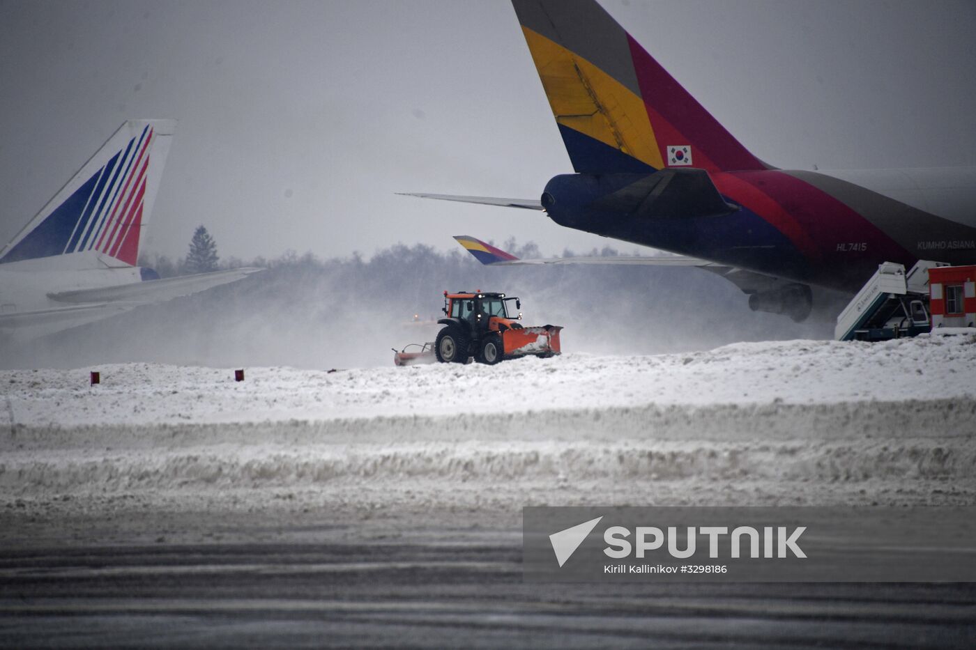 Domodedovo International Airport airfield