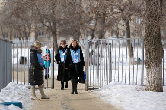 Election commission making door-to-door rounds in Volgograd