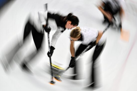 2018 Winter Olympics. Curling. Women. Sweden vs Russia
