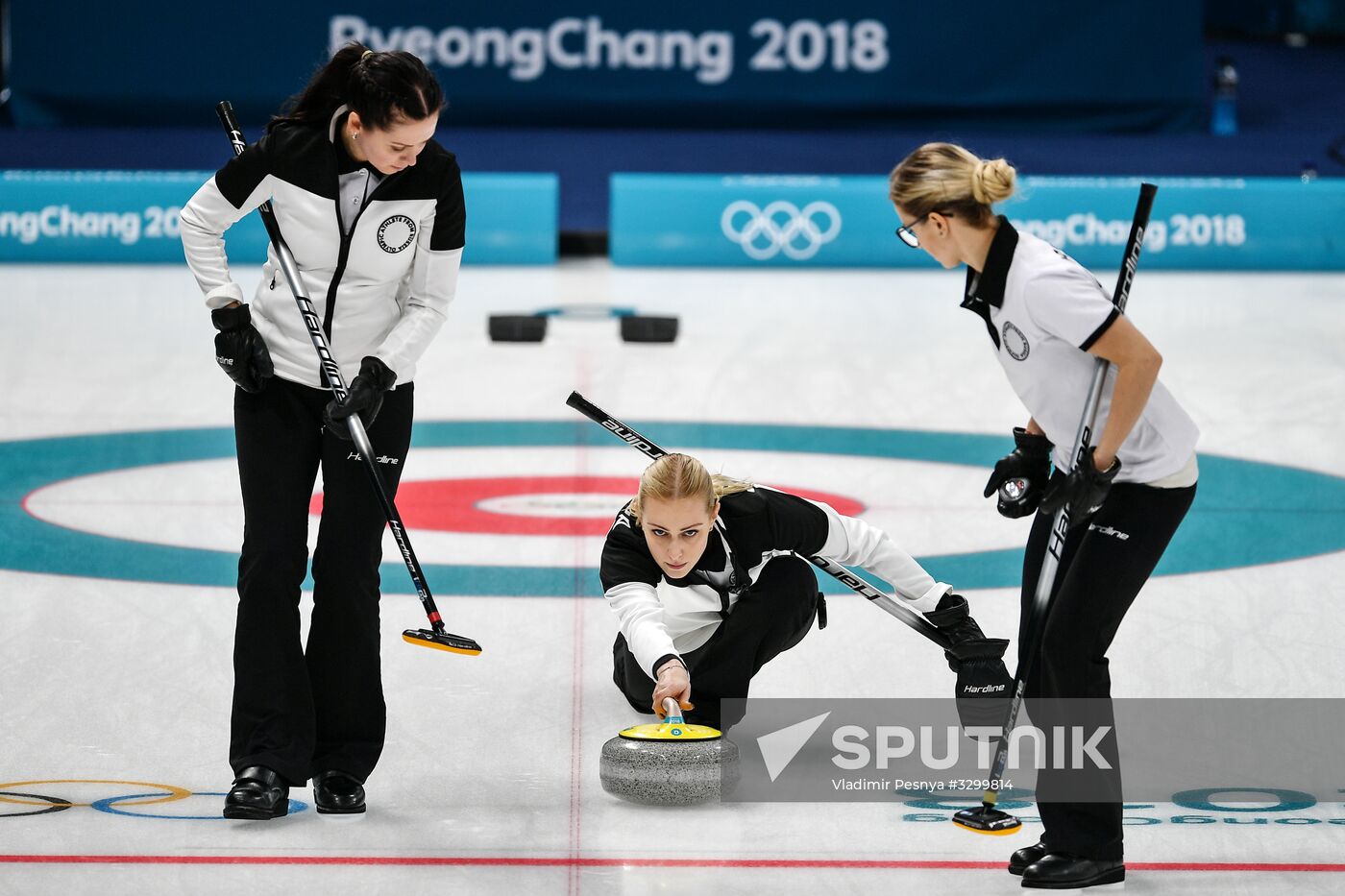 2018 Winter Olympics. Curling. Women. Sweden vs Russia