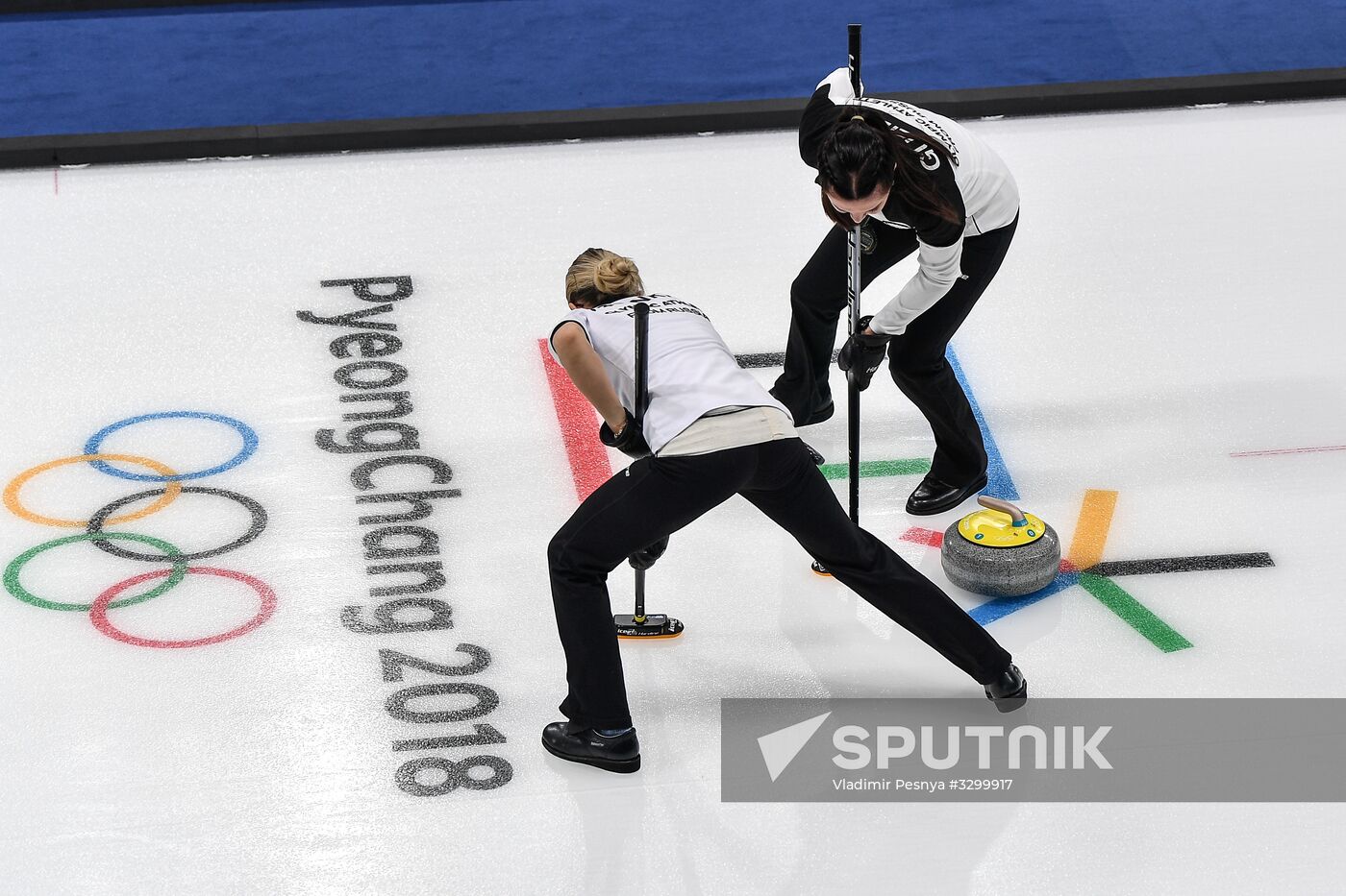 2018 Winter Olympics. Curling. Women. Sweden vs Russia