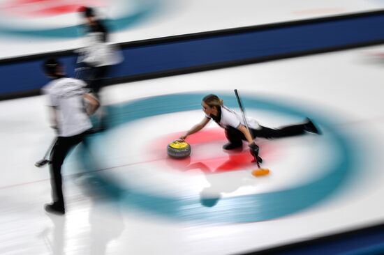2018 Winter Olympics. Curling. Women. Sweden vs Russia
