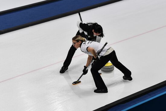 2018 Winter Olympics. Curling. Women. Sweden vs Russia