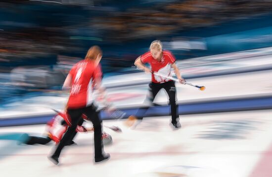 2018 Winter Olympics. Curling. Women. Day three