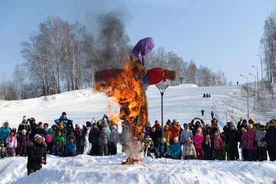 Maslenitsa festival in Novosibirsk