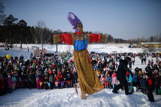 Maslenitsa festival in Novosibirsk