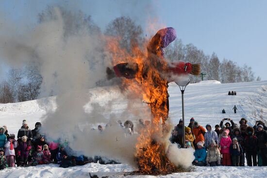 Maslenitsa festival in Novosibirsk