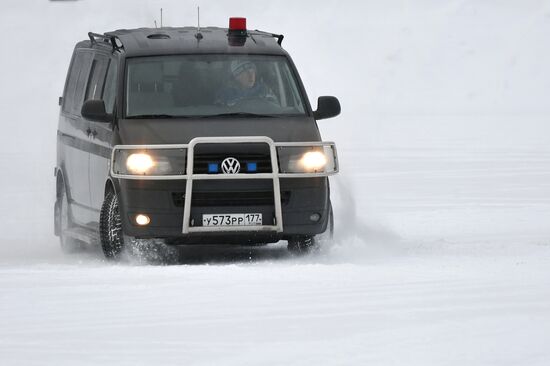 Federal Guard Service's special drivers in passenger car driving contest