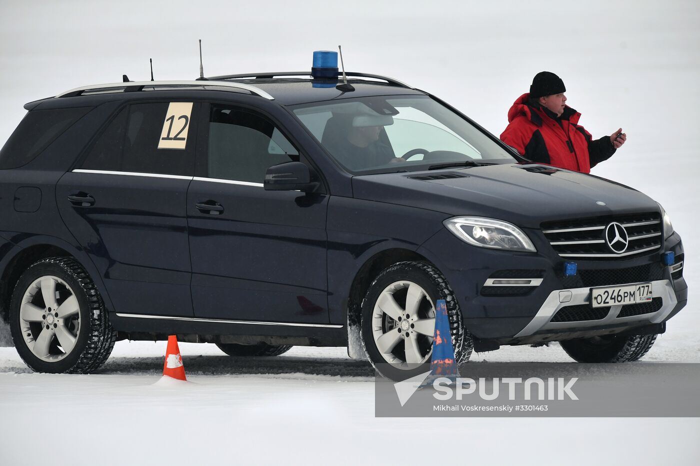 Federal Guard Service's special drivers in passenger car driving contest