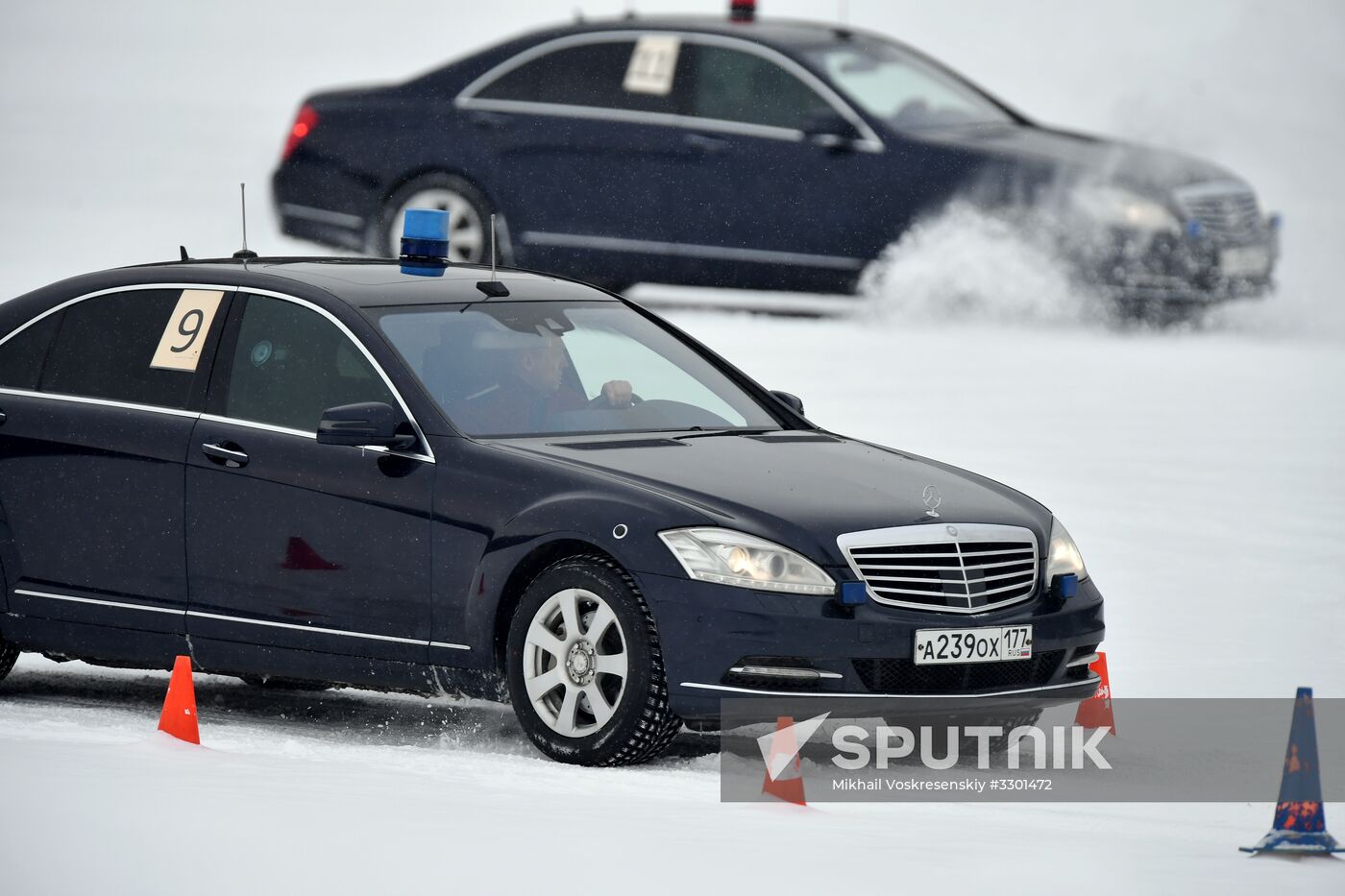 Federal Guard Service's special drivers in passenger car driving contest