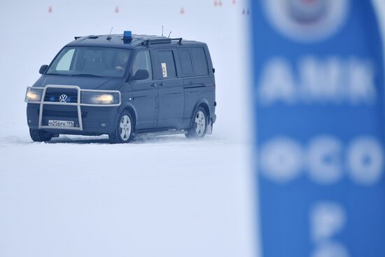 Federal Guard Service's special drivers in passenger car driving contest