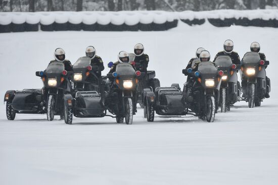 Federal Guard Service's special drivers in passenger car driving contest
