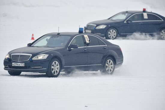 Federal Guard Service's special drivers in passenger car driving contest