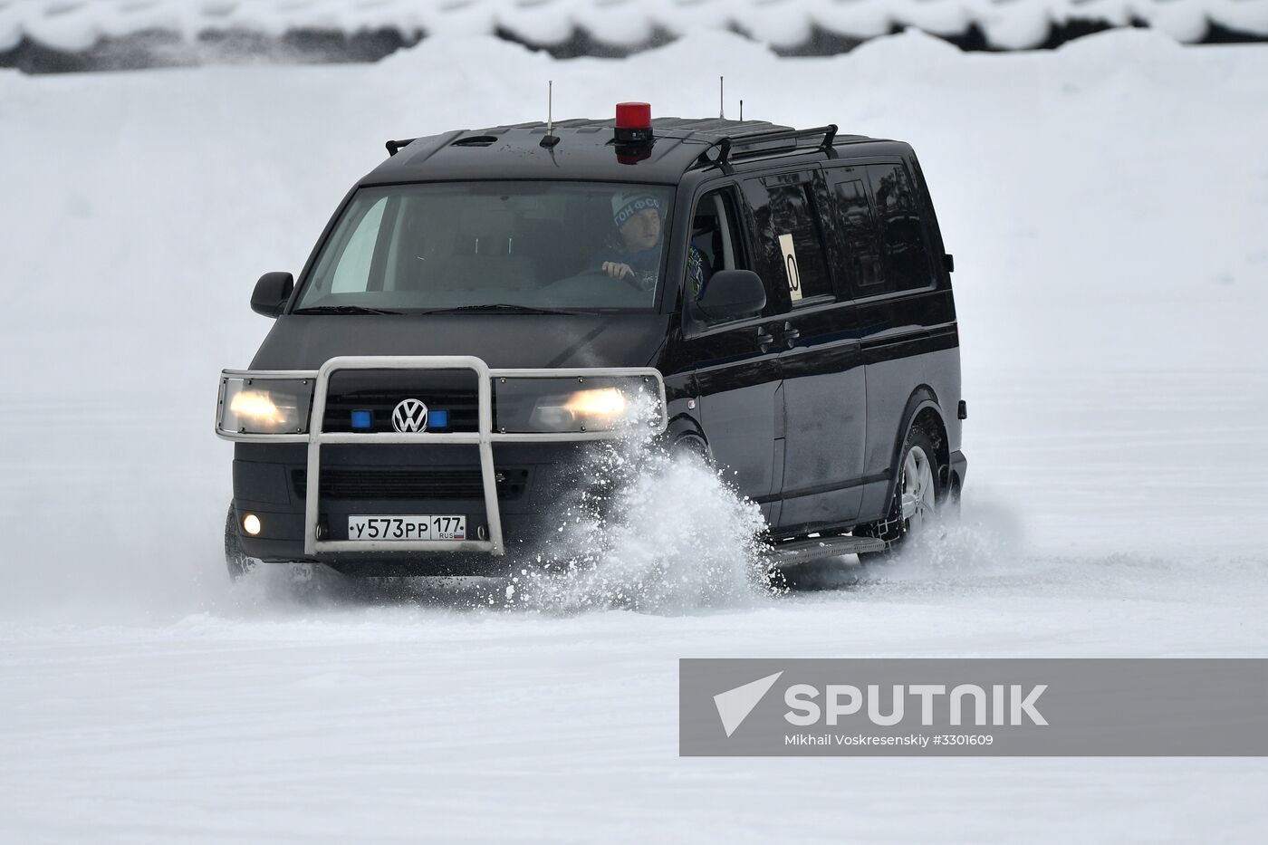 Federal Guard Service's special drivers in passenger car driving contest