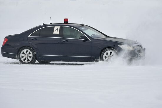 Federal Guard Service's special drivers in passenger car driving contest