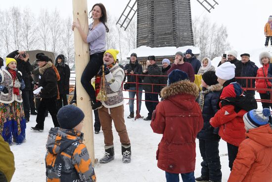 Celebration of Maslenitsa in Suzdal