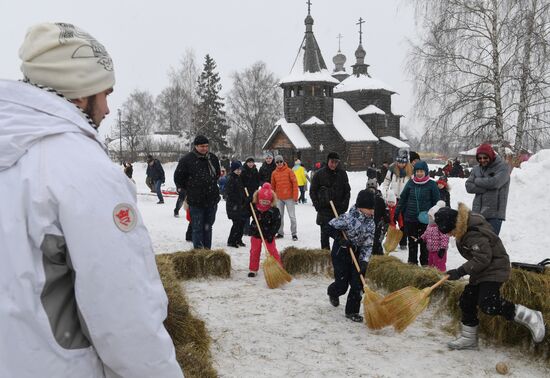 Celebration of Maslenitsa in Suzdal