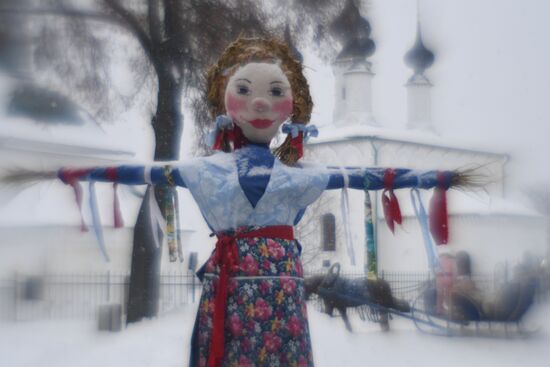Celebration of Maslenitsa in Suzdal