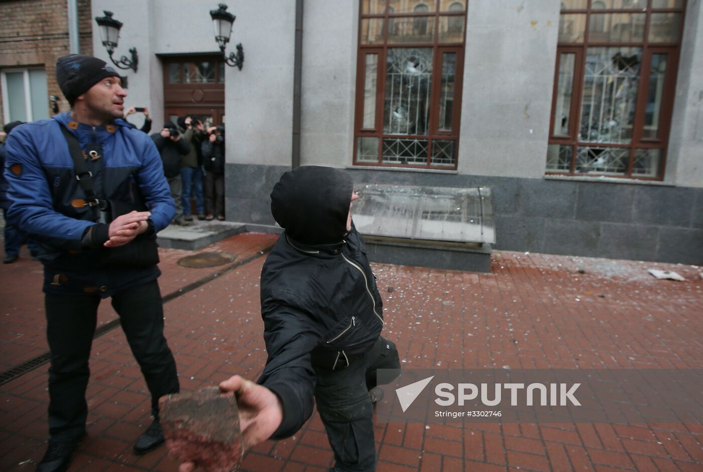 Radicals in Kiev commit anti-Russian acts