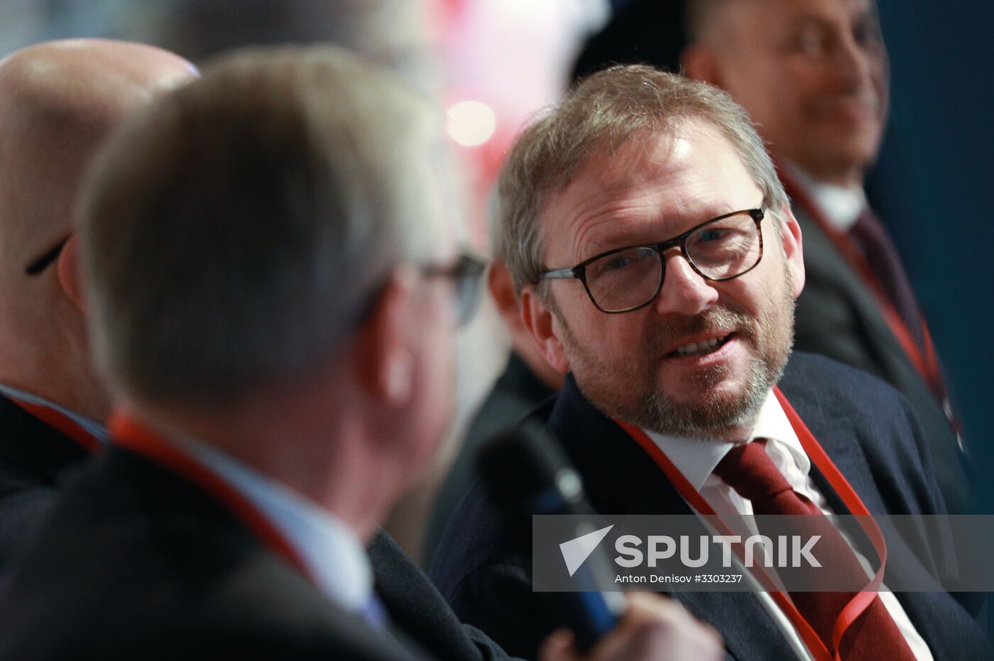 Boris Titov meets with his campaign supporters