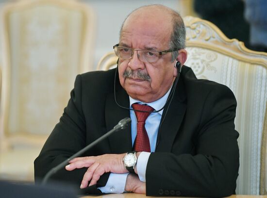 Russian Foreign Minister Sergei Lavrov meets with his Algerian counterpart Abdelkader Messahel