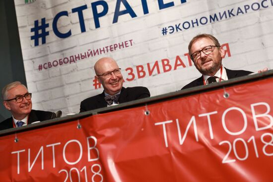 Boris Titov meets with his campaign supporters