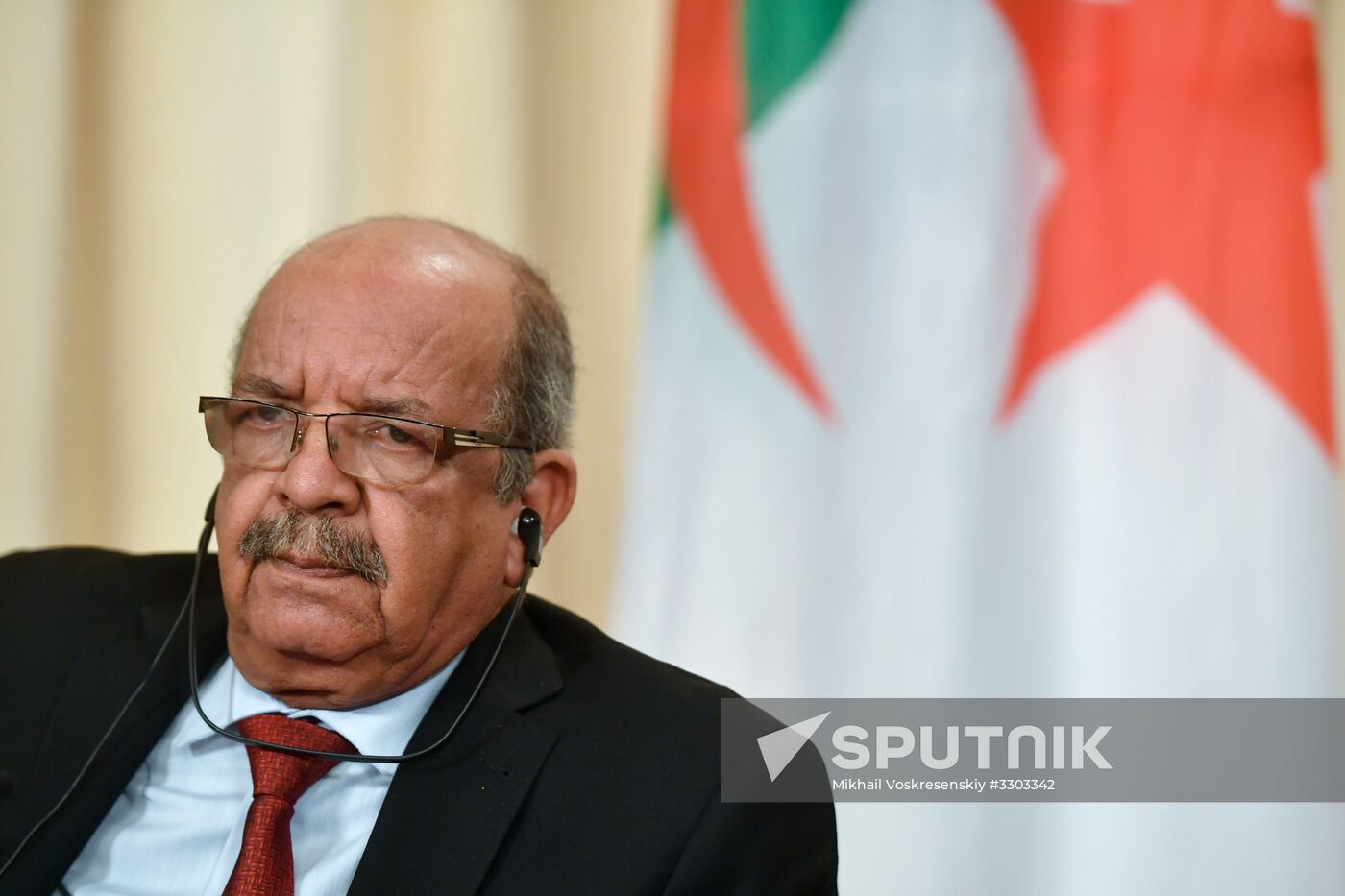 Russian Foreign Minister Sergei Lavrov meets with his Algerian counterpart Abdelkader Messahel