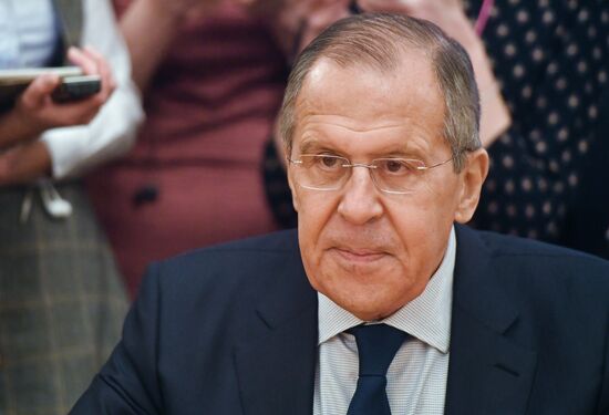 Foreign Minister Sergei Lavrov meets with Iranian Foreign Minister Mohammad Javad Zarif