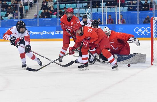 2018 Winter Olympics. Ice hockey. Women. Canada vs. Russia