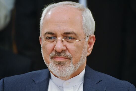 Foreign Minister Sergei Lavrov meets with Iranian Foreign Minister Mohammad Javad Zarif