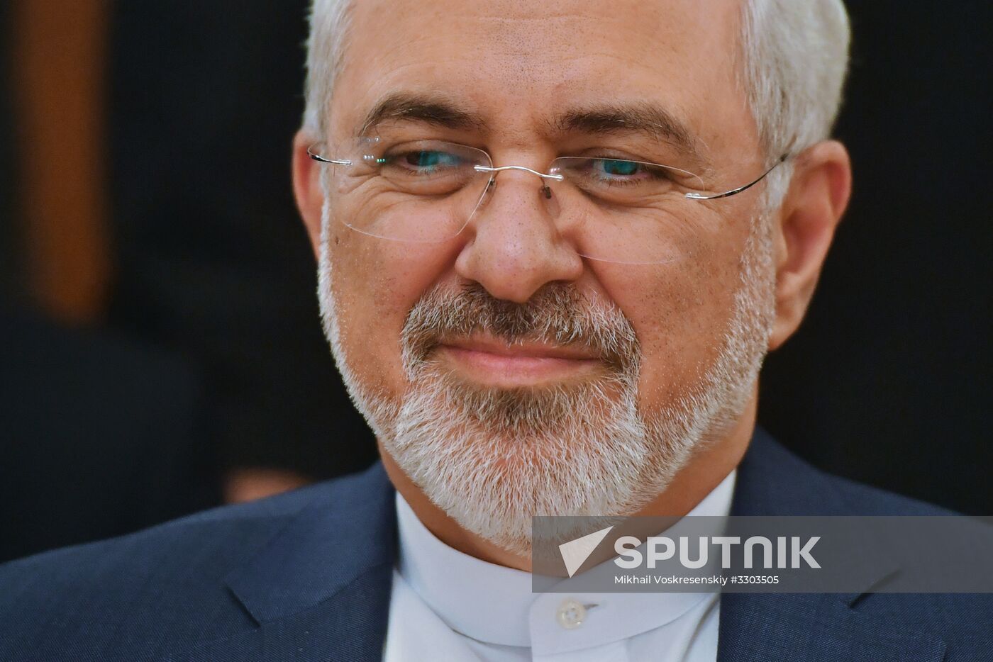 Foreign Minister Sergei Lavrov meets with Iranian Foreign Minister Mohammad Javad Zarif
