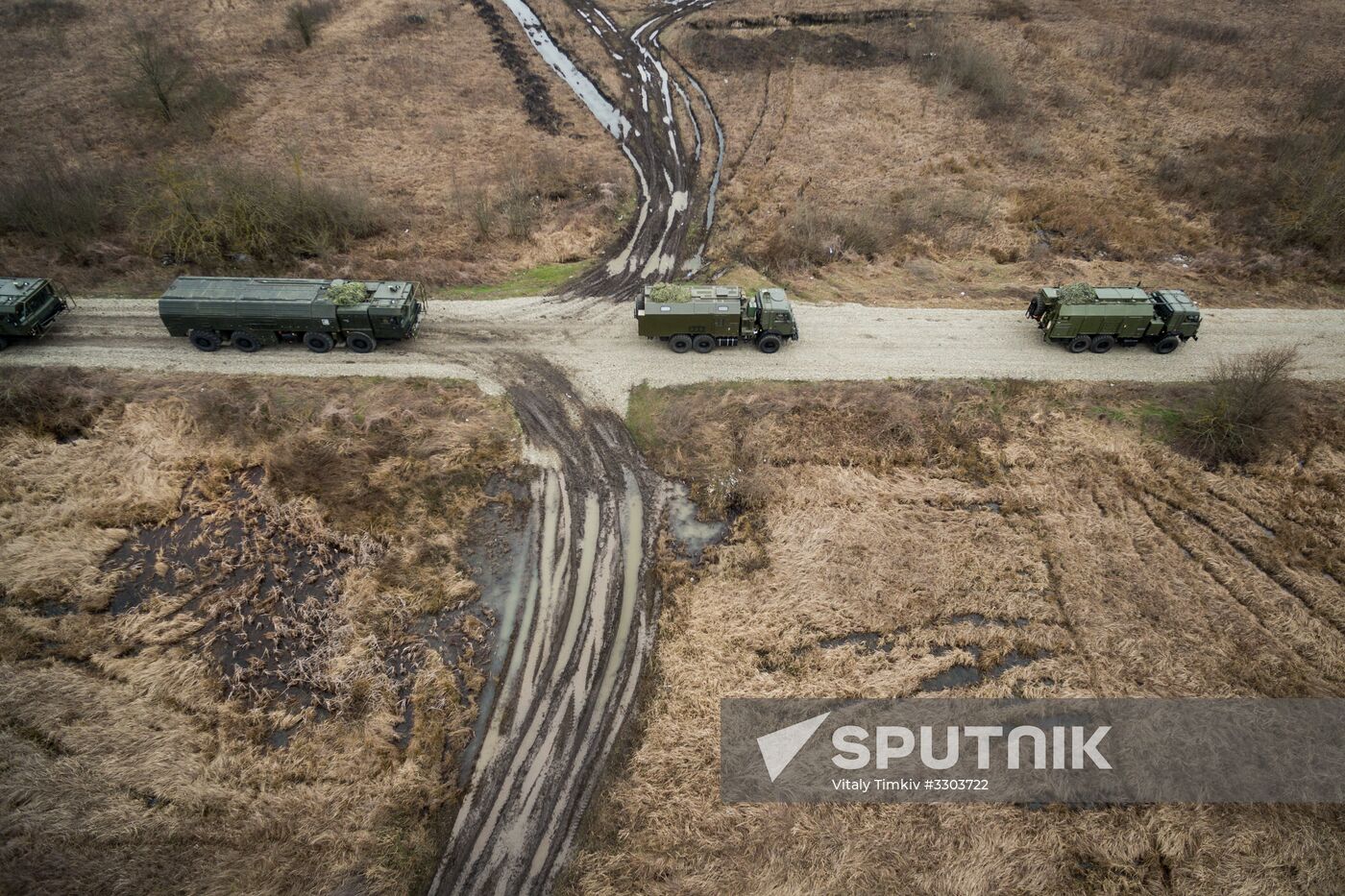 Iskander-M missile launcher crews exercise in Krasnodar Territory