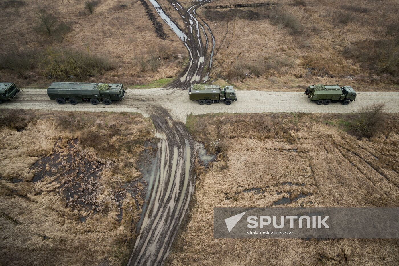 Iskander-M missile launcher crews exercise in Krasnodar Territory