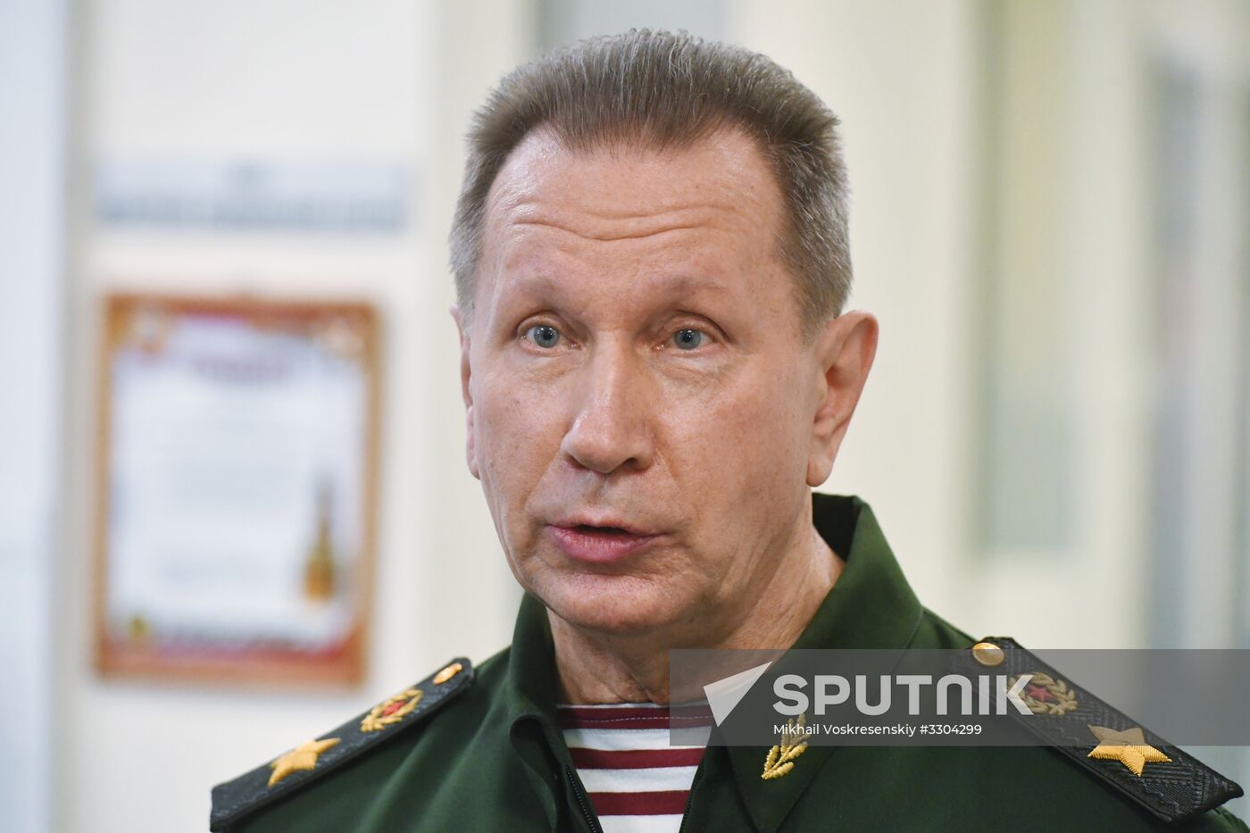 Army General Viktor Zolotov visits Rosgvardiya's Main Military Clinical Hospital