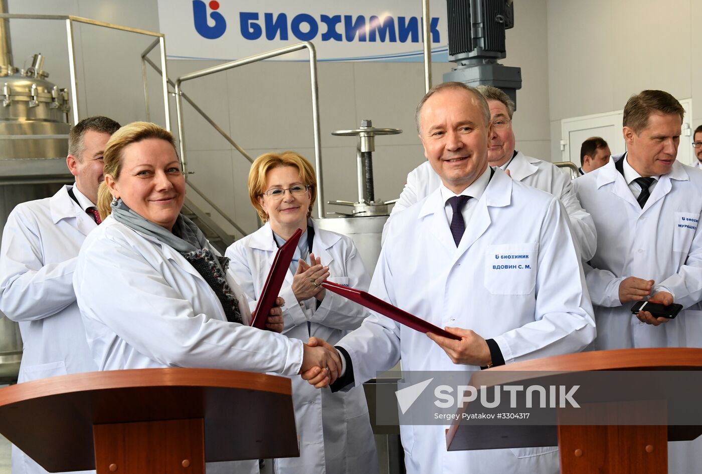 Antibiotics production plant opens at Biokhimik company